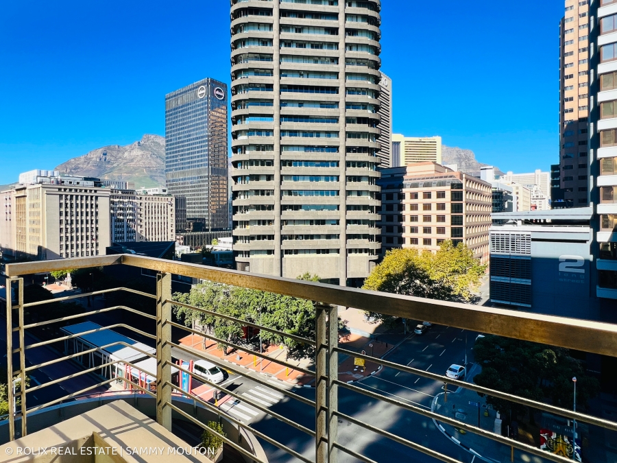 1 Bedroom Property for Sale in Cape Town City Centre Western Cape
